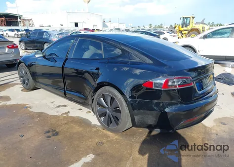 2021 Tesla Model S Long Range Dual Motor All-Wheel Drive from USA, damaged, VIN 5YJSA1E51MF443121